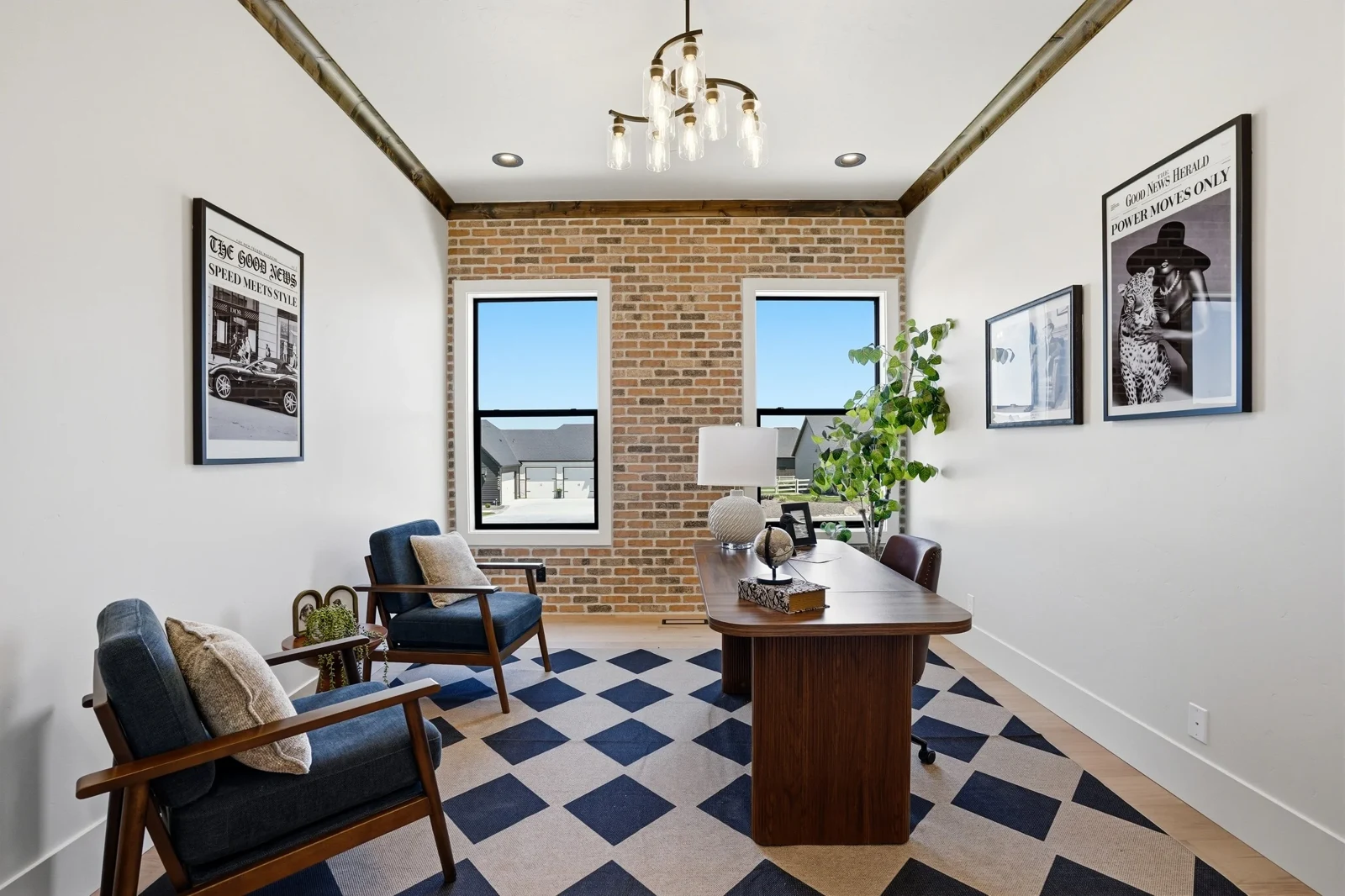 Cody office with desk, chairs and patterned rug